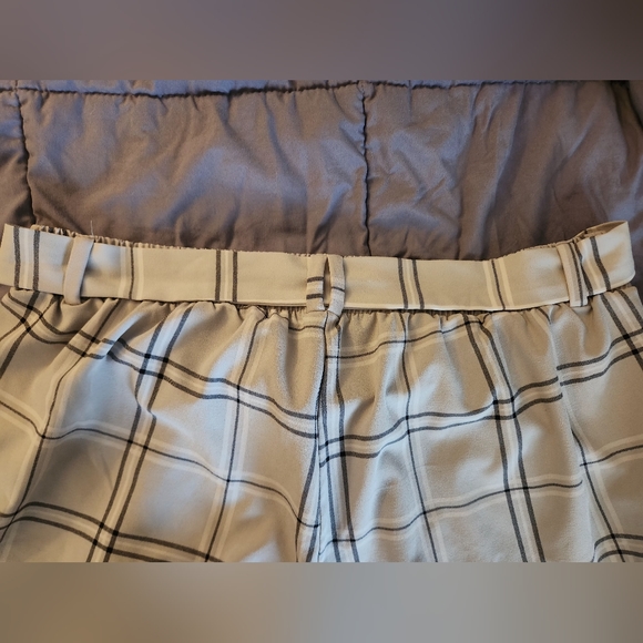 TORRID HIGH WAISTED 2 - Picture 6 of 6